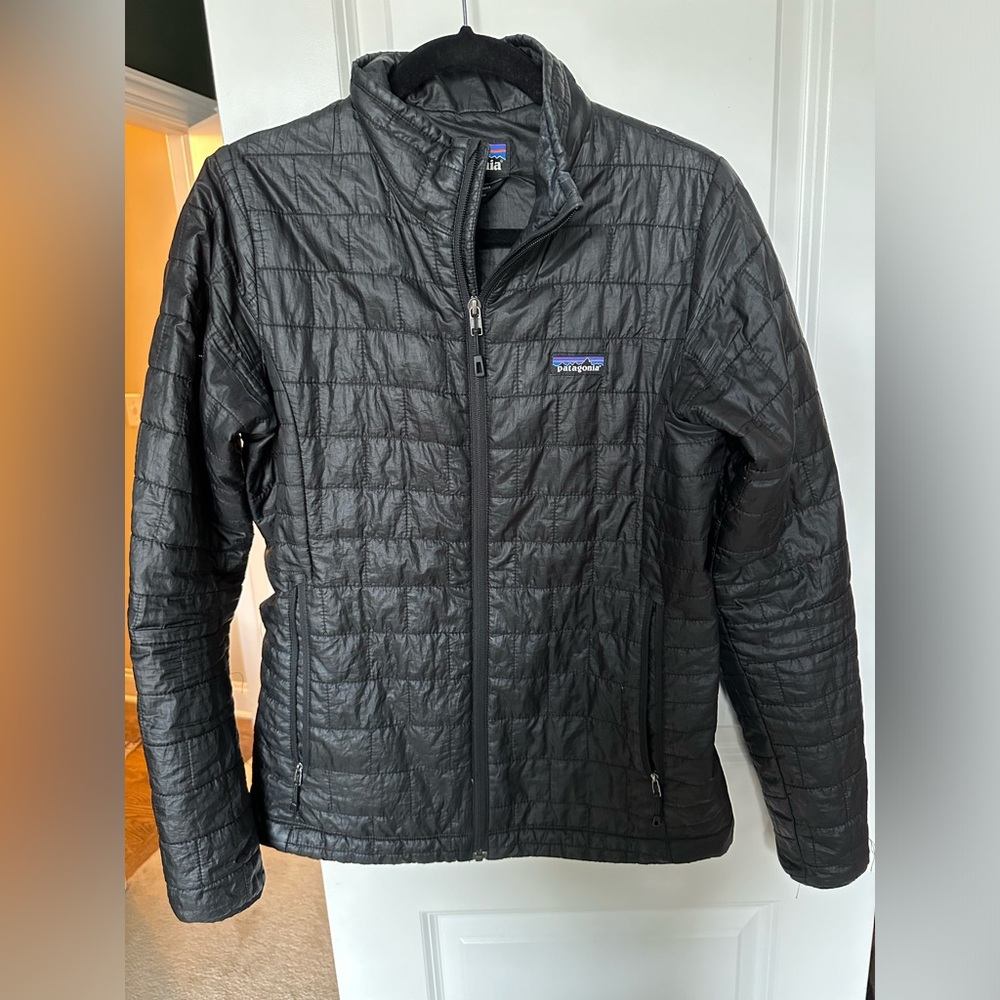 Patagonia packable Nano Puff jacket - black